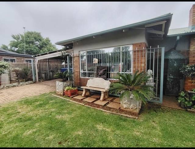 3 BEDROOM HOUSE FOR SALE IN DELMAS